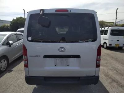 Toyota REGIUS ACE VAN