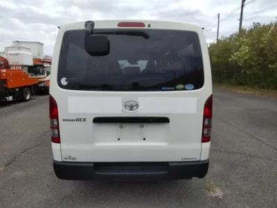 Toyota REGIUS ACE VAN