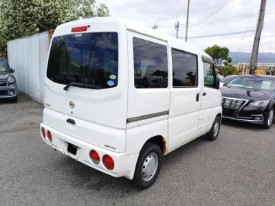 Nissan CLIPPER VAN