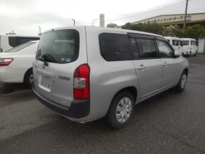Toyota SUCCEED