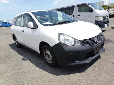 Nissan AD