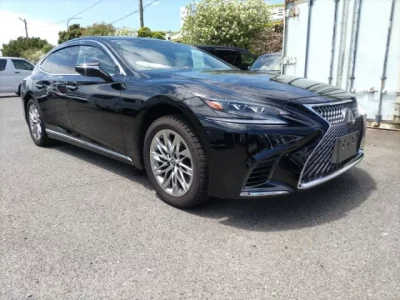 Lexus LS