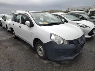 Mitsubishi LANCER VAN