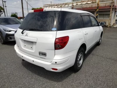 Mitsubishi LANCER VAN