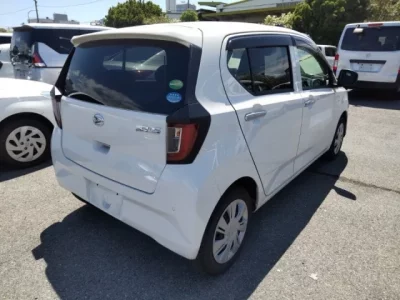 Daihatsu MIRA E S