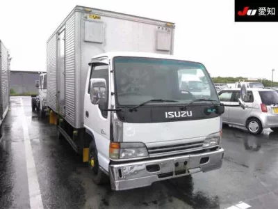 Isuzu ELF