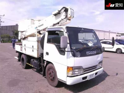 Isuzu TRUCK