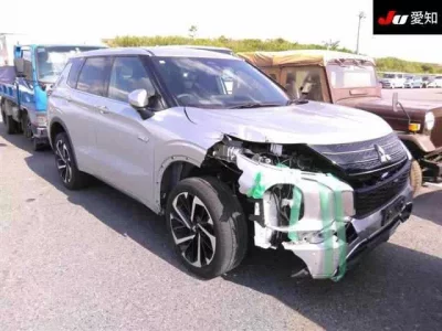Mitsubishi OUTLANDER PHEV