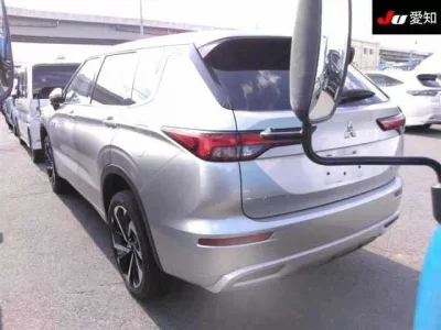 Mitsubishi OUTLANDER PHEV