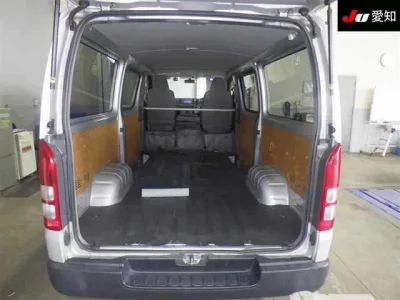 Toyota REGIUS ACE VAN