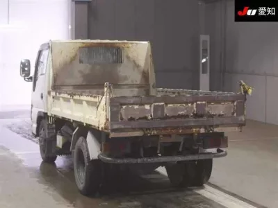 Isuzu TRUCK