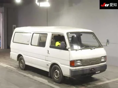 Mazda BONGO BRAWNY VAN