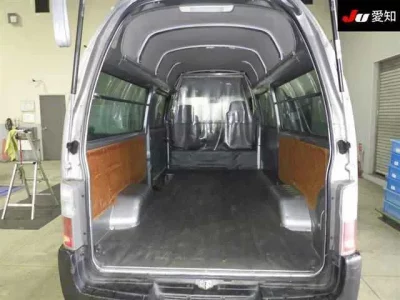 Nissan CARAVAN VAN