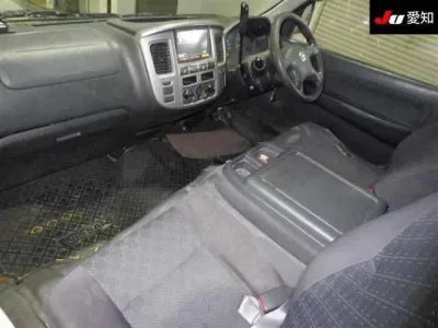Nissan CARAVAN VAN