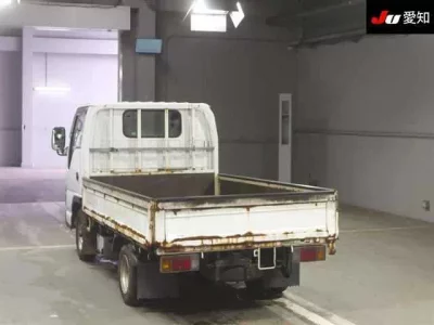Isuzu TRUCK