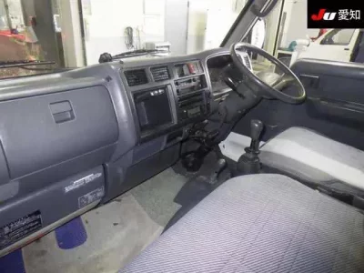 Toyota HIACE TRUCK