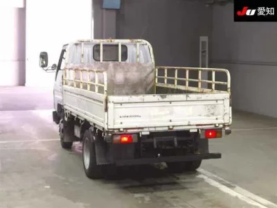 Hino TRUCK