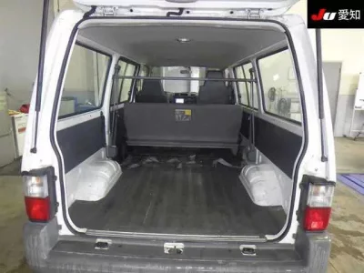 Mitsubishi DELICA