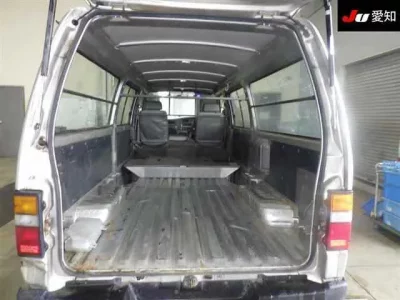 Nissan CARAVAN VAN