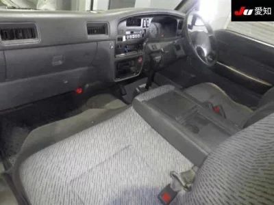 Nissan CARAVAN VAN