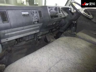 Mazda TITAN