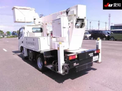 Hino TRUCK