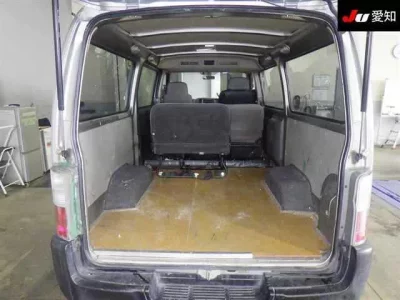 Nissan CARAVAN VAN