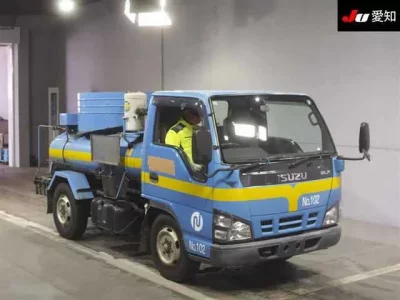 Isuzu ELF