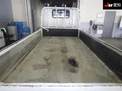 Mazda TITAN