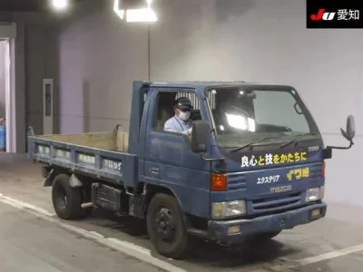 Mazda TITAN