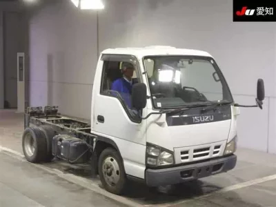 Isuzu ELF