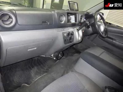 Nissan CARAVAN VAN