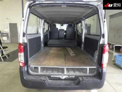 Nissan CARAVAN VAN