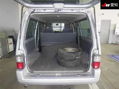 Nissan VANETTE VAN