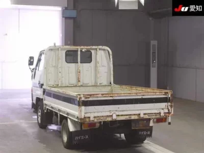 Toyota HIACE TRUCK