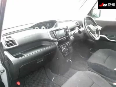 Mitsubishi DELICA D2