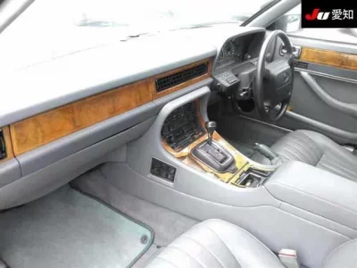 Jaguar XJ SERIES