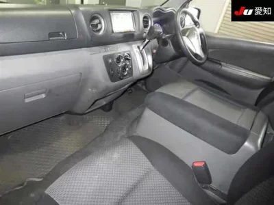 Nissan CARAVAN VAN