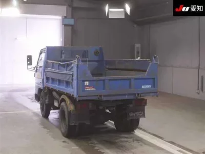Mazda TITAN
