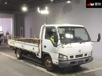 Nissan ATLAS