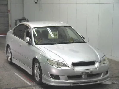 Subaru LEGACY B4