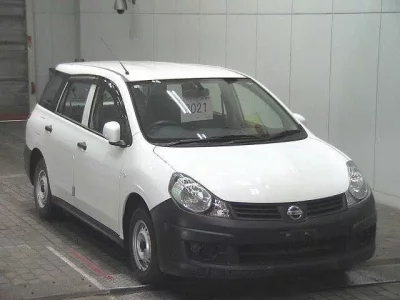Nissan AD