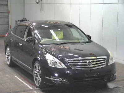 Nissan TEANA