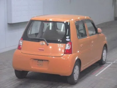 Daihatsu Esse