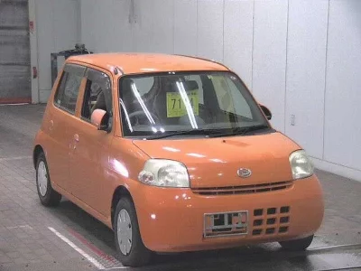 Daihatsu Esse