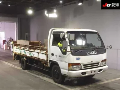 Isuzu ELF