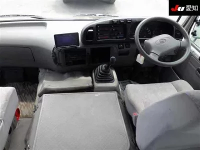 Toyota COASTER