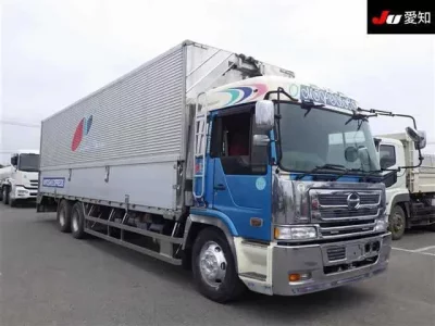Hino TRUCK