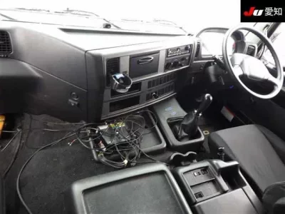 Hino TRUCK