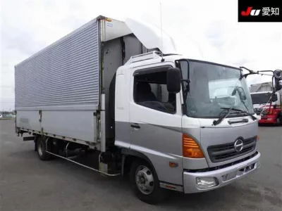 Hino TRUCK